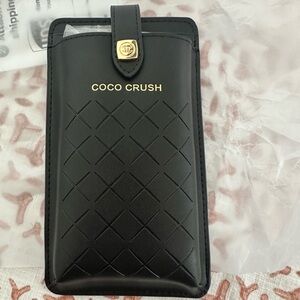 Chanel Coco Crush

Includes OG everything